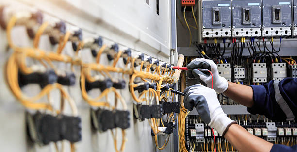 Professional Electrician technician working in Capron, IL